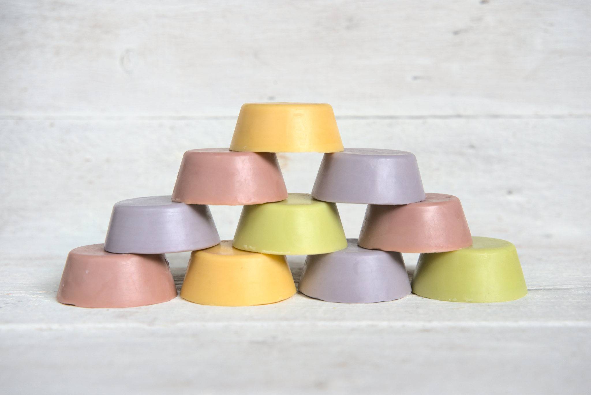 Pyramide mit Body Lotions